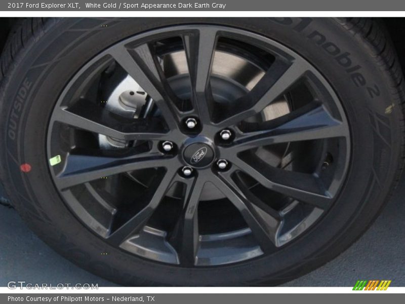 White Gold / Sport Appearance Dark Earth Gray 2017 Ford Explorer XLT