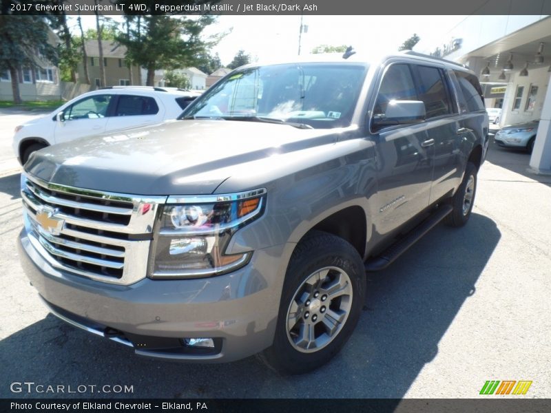 Pepperdust Metallic / Jet Black/Dark Ash 2017 Chevrolet Suburban LT 4WD