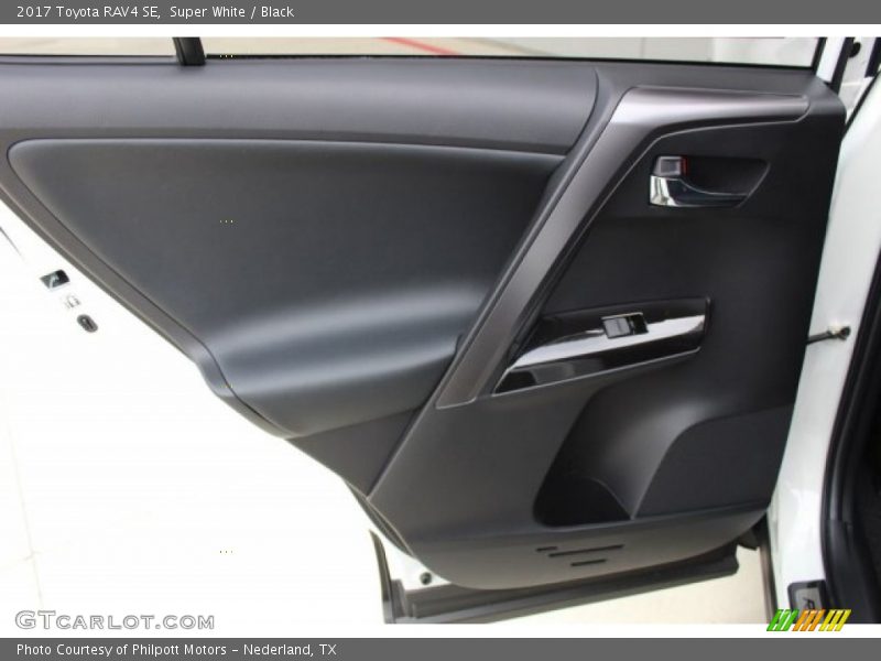 Super White / Black 2017 Toyota RAV4 SE