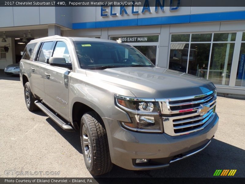 Pepperdust Metallic / Jet Black/Dark Ash 2017 Chevrolet Suburban LT 4WD