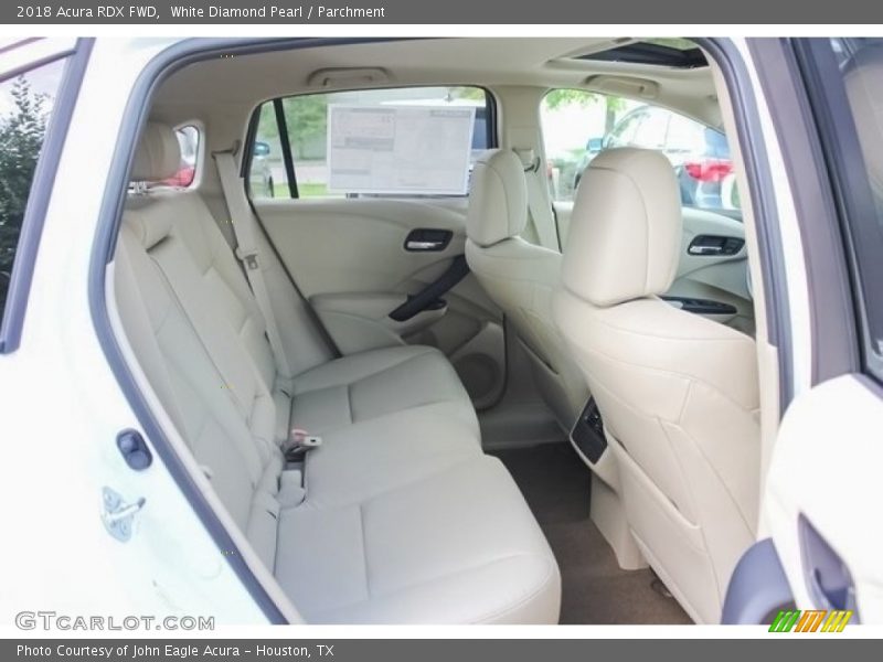 White Diamond Pearl / Parchment 2018 Acura RDX FWD