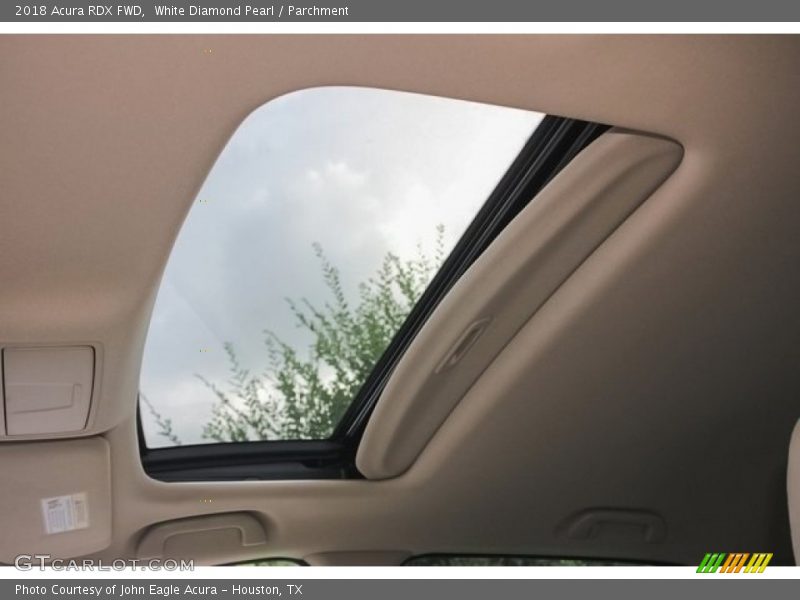 White Diamond Pearl / Parchment 2018 Acura RDX FWD