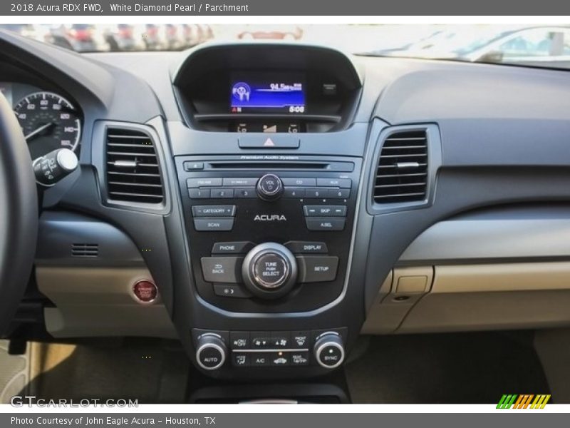 White Diamond Pearl / Parchment 2018 Acura RDX FWD