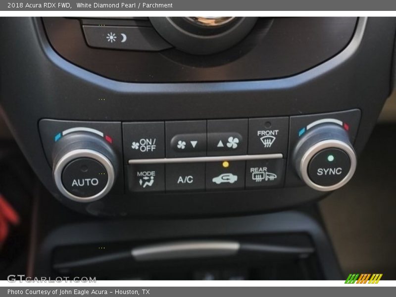 White Diamond Pearl / Parchment 2018 Acura RDX FWD