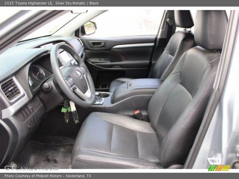 Silver Sky Metallic / Black 2015 Toyota Highlander LE