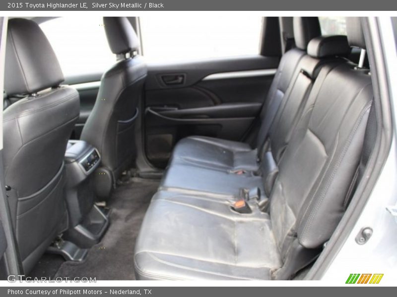 Silver Sky Metallic / Black 2015 Toyota Highlander LE