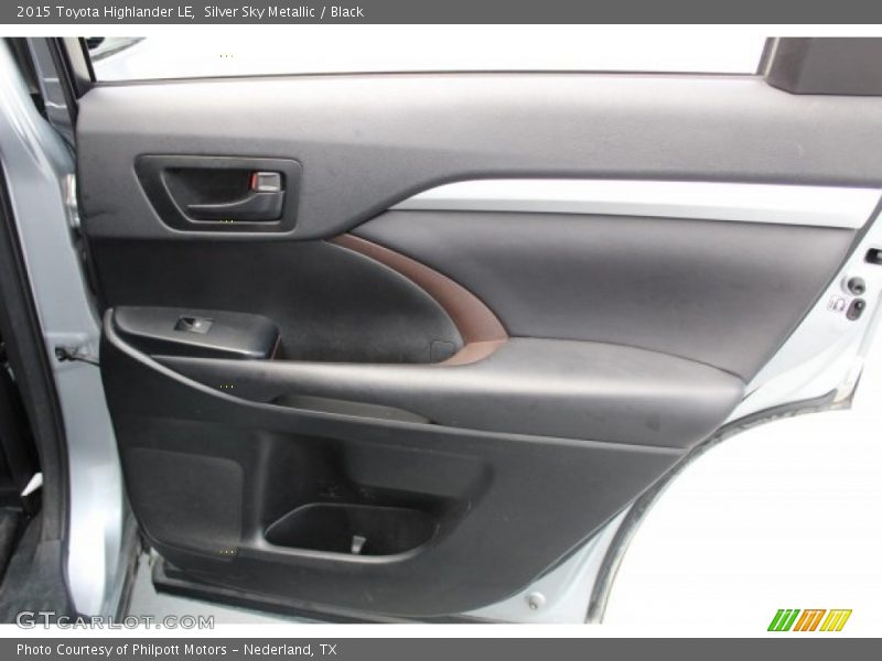 Silver Sky Metallic / Black 2015 Toyota Highlander LE