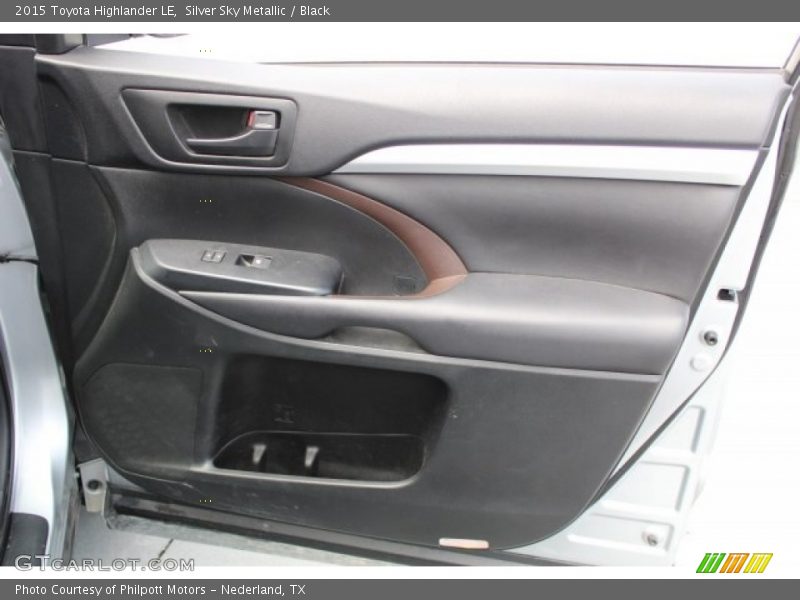 Silver Sky Metallic / Black 2015 Toyota Highlander LE