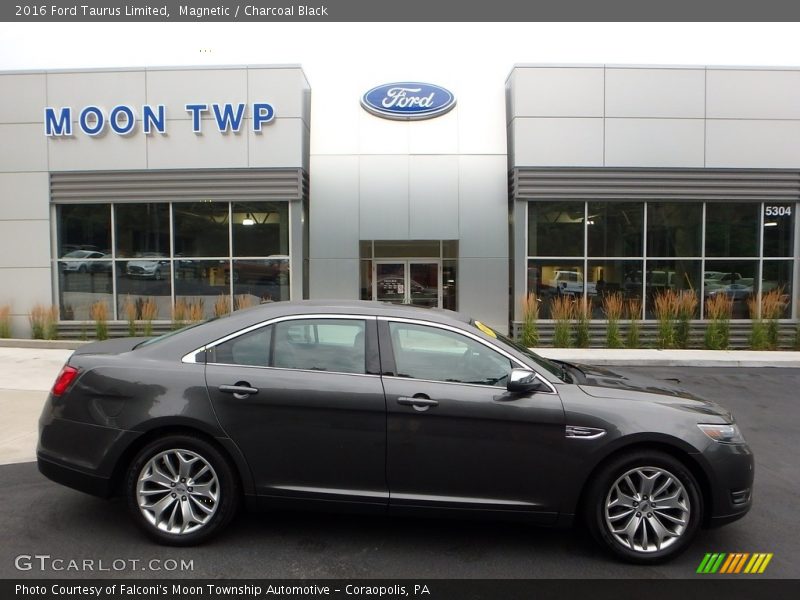 Magnetic / Charcoal Black 2016 Ford Taurus Limited