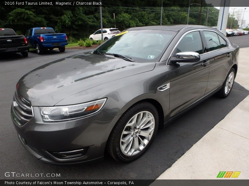 Magnetic / Charcoal Black 2016 Ford Taurus Limited