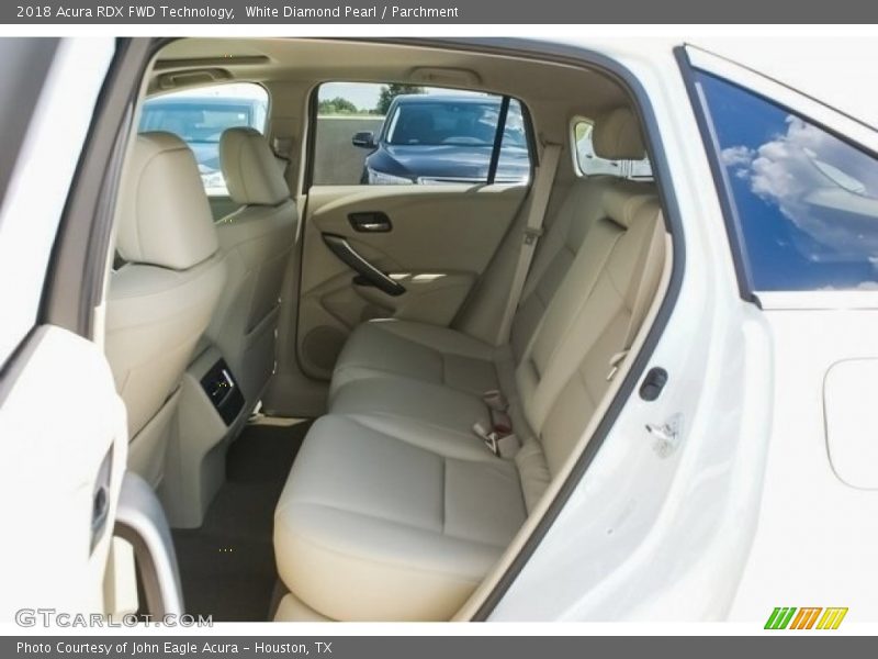 White Diamond Pearl / Parchment 2018 Acura RDX FWD Technology