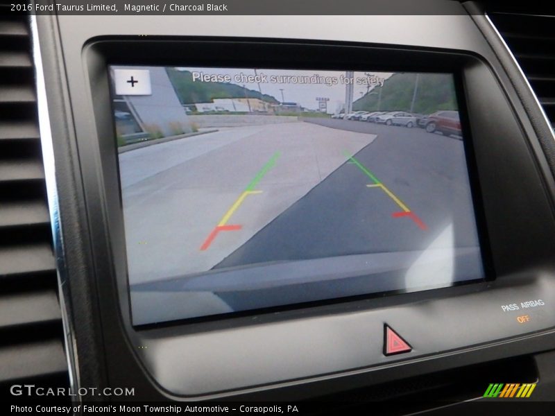 Magnetic / Charcoal Black 2016 Ford Taurus Limited
