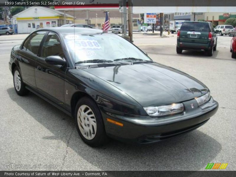 Green / Gray 1999 Saturn S Series SL2 Sedan
