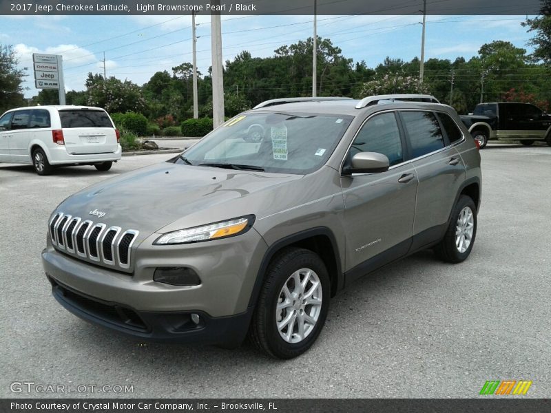 Light Brownstone Pearl / Black 2017 Jeep Cherokee Latitude