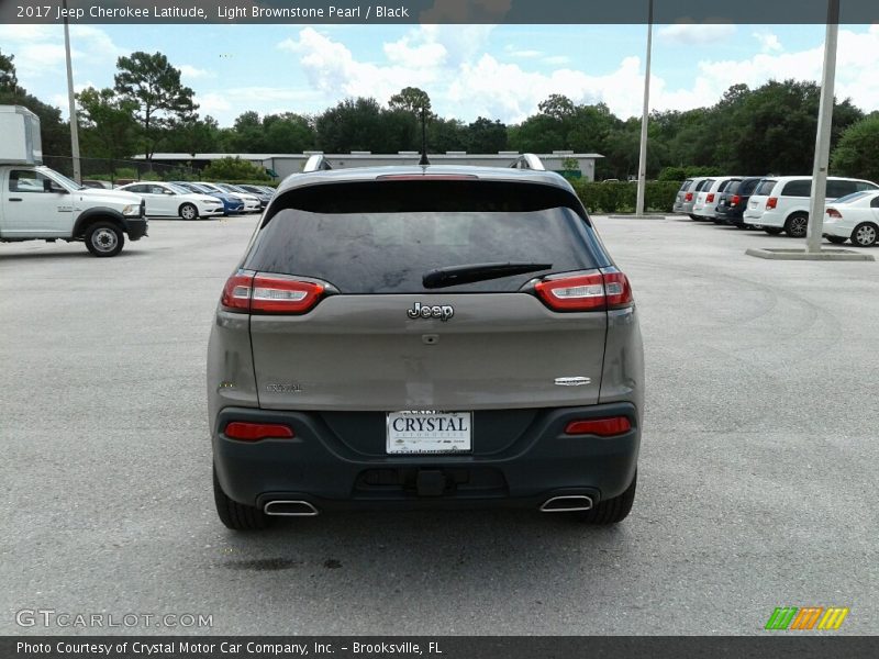 Light Brownstone Pearl / Black 2017 Jeep Cherokee Latitude