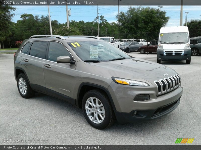 Light Brownstone Pearl / Black 2017 Jeep Cherokee Latitude