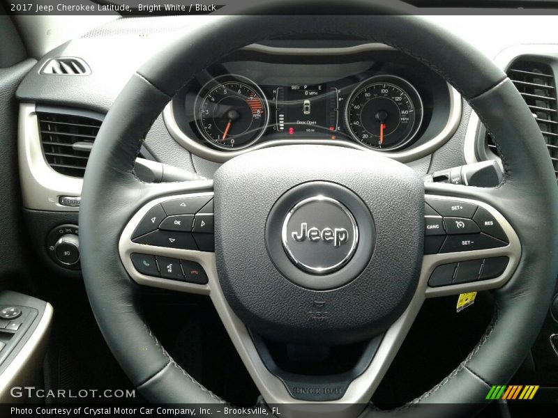 Bright White / Black 2017 Jeep Cherokee Latitude