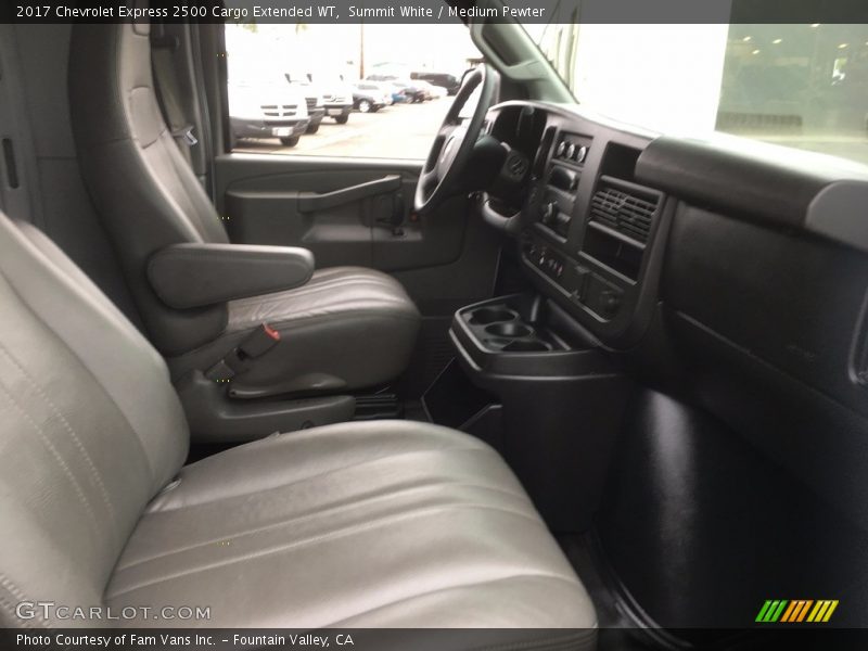 Summit White / Medium Pewter 2017 Chevrolet Express 2500 Cargo Extended WT