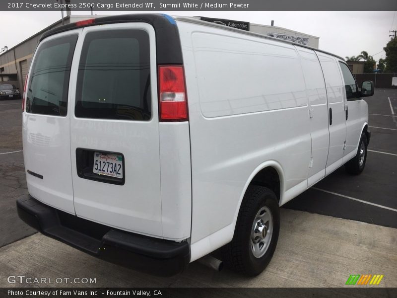 Summit White / Medium Pewter 2017 Chevrolet Express 2500 Cargo Extended WT