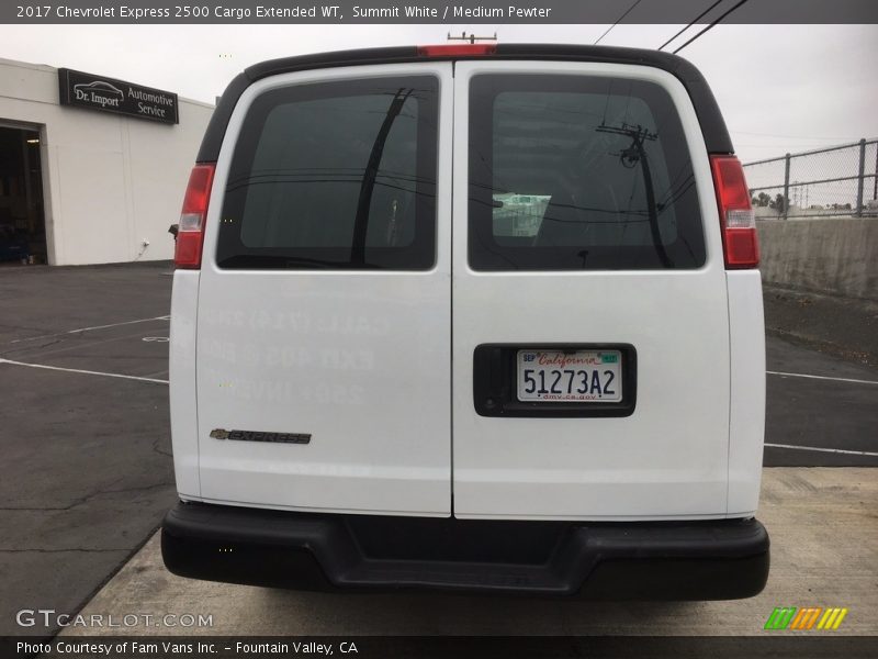 Summit White / Medium Pewter 2017 Chevrolet Express 2500 Cargo Extended WT