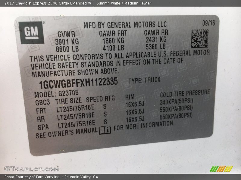 Summit White / Medium Pewter 2017 Chevrolet Express 2500 Cargo Extended WT