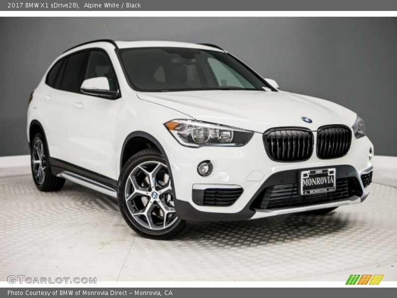Alpine White / Black 2017 BMW X1 sDrive28i