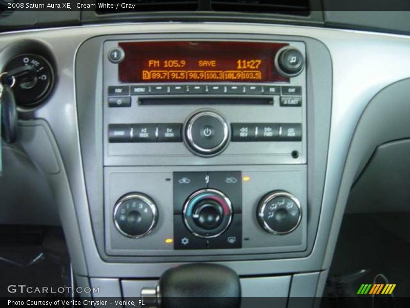 Cream White / Gray 2008 Saturn Aura XE