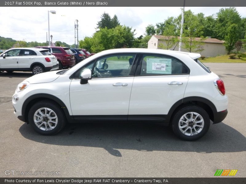 Bianco Gelato (White) / Nero (Black) 2017 Fiat 500X Pop