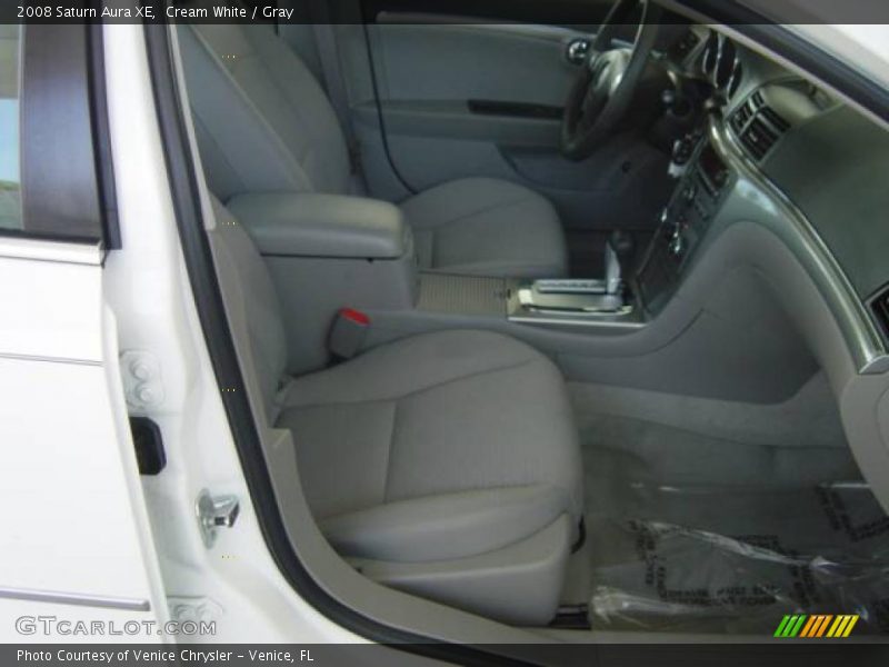 Cream White / Gray 2008 Saturn Aura XE