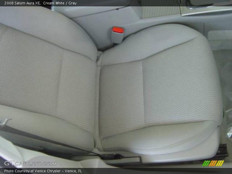 Cream White / Gray 2008 Saturn Aura XE
