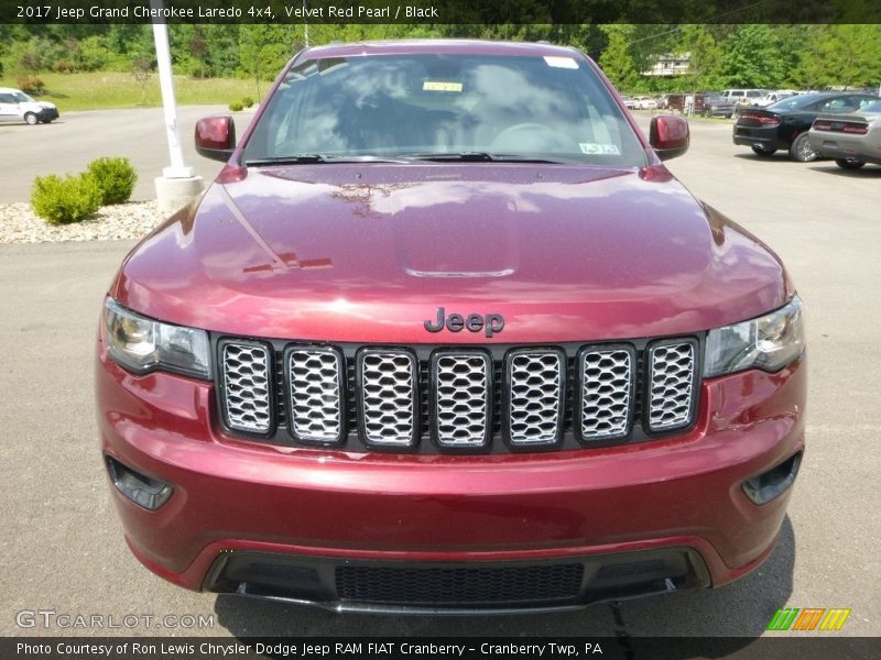 Velvet Red Pearl / Black 2017 Jeep Grand Cherokee Laredo 4x4