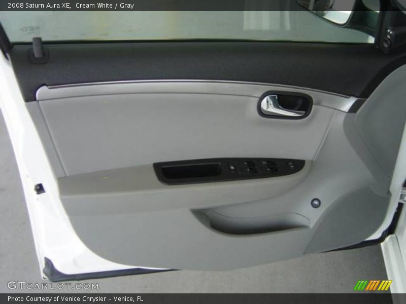 Cream White / Gray 2008 Saturn Aura XE