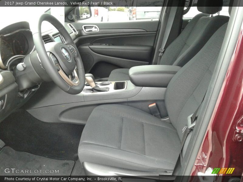 Velvet Red Pearl / Black 2017 Jeep Grand Cherokee Laredo