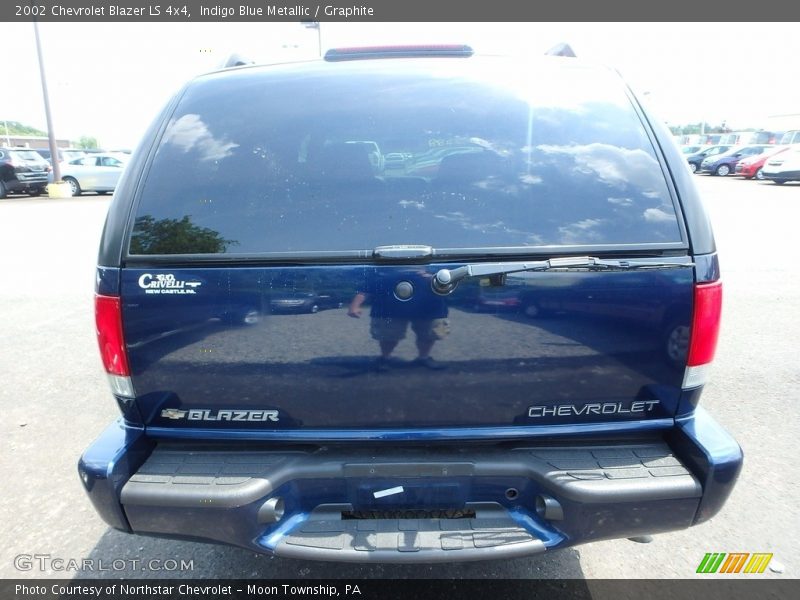 Indigo Blue Metallic / Graphite 2002 Chevrolet Blazer LS 4x4