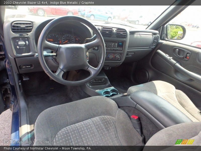 Indigo Blue Metallic / Graphite 2002 Chevrolet Blazer LS 4x4