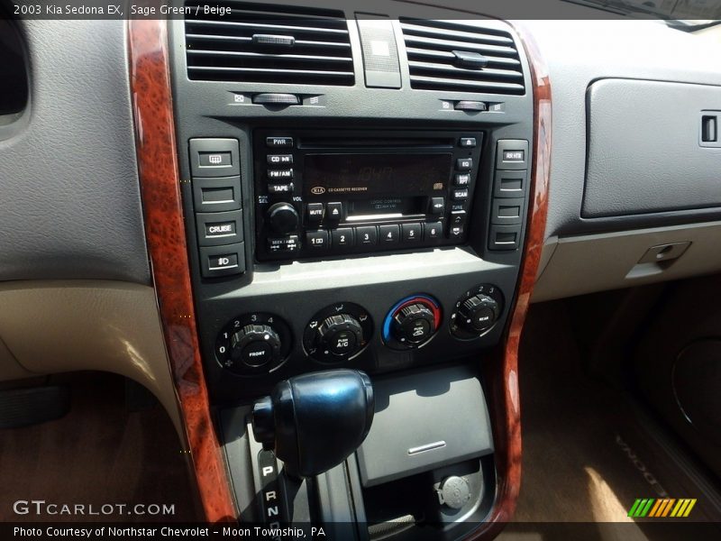 Sage Green / Beige 2003 Kia Sedona EX