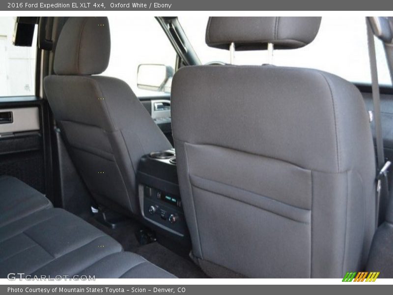 Oxford White / Ebony 2016 Ford Expedition EL XLT 4x4