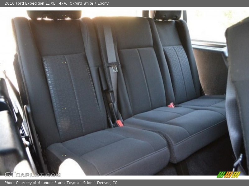 Oxford White / Ebony 2016 Ford Expedition EL XLT 4x4