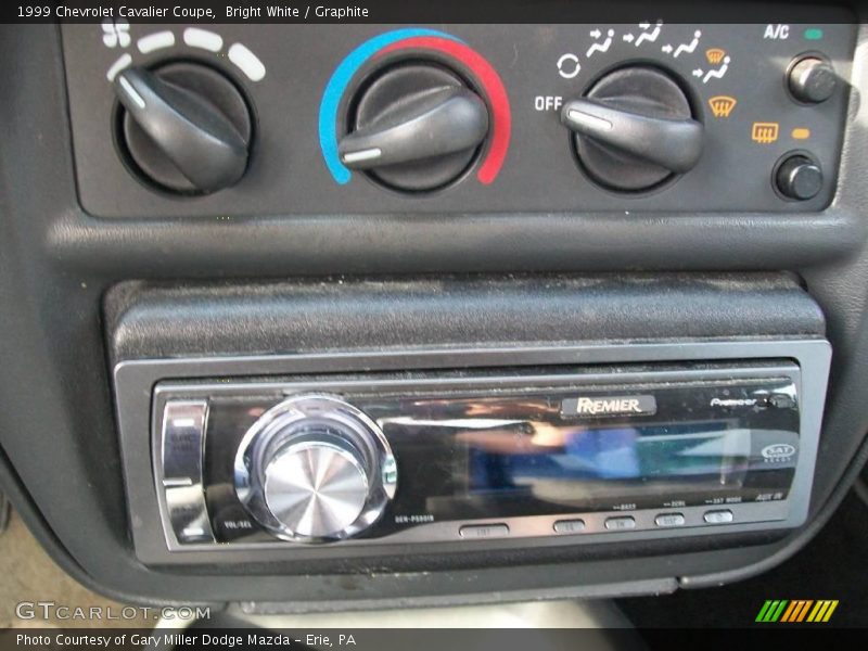 Bright White / Graphite 1999 Chevrolet Cavalier Coupe