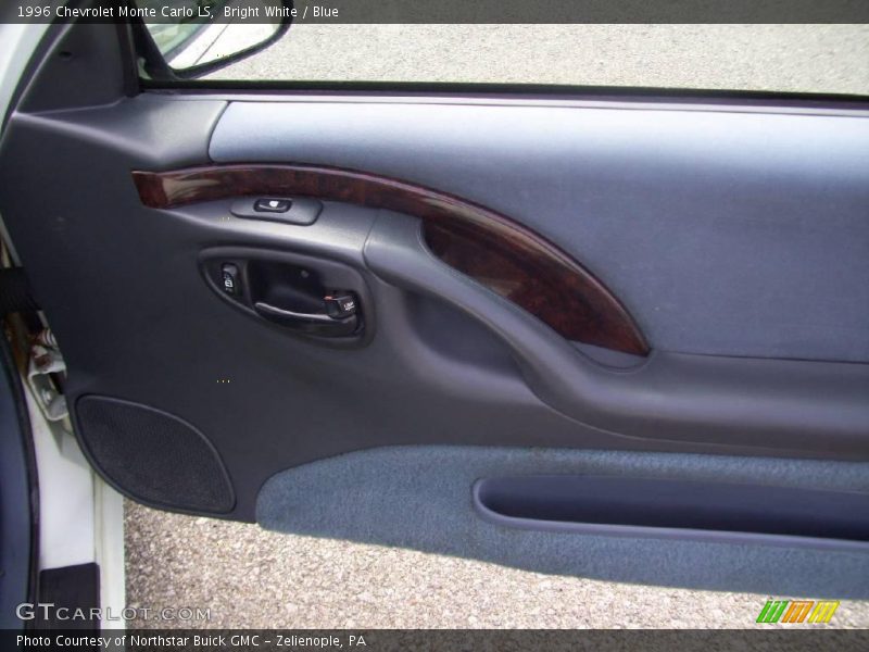 Bright White / Blue 1996 Chevrolet Monte Carlo LS