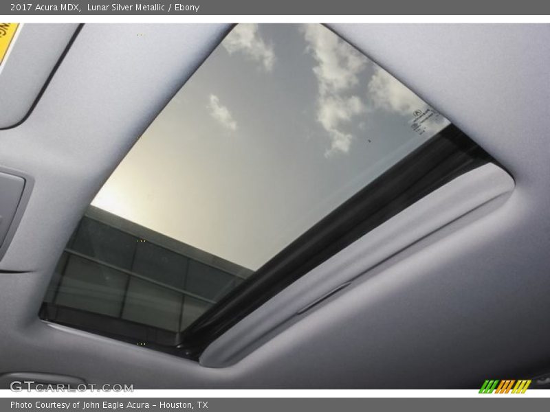 Sunroof of 2017 MDX 