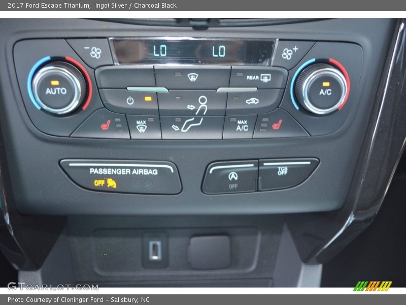 Ingot Silver / Charcoal Black 2017 Ford Escape Titanium