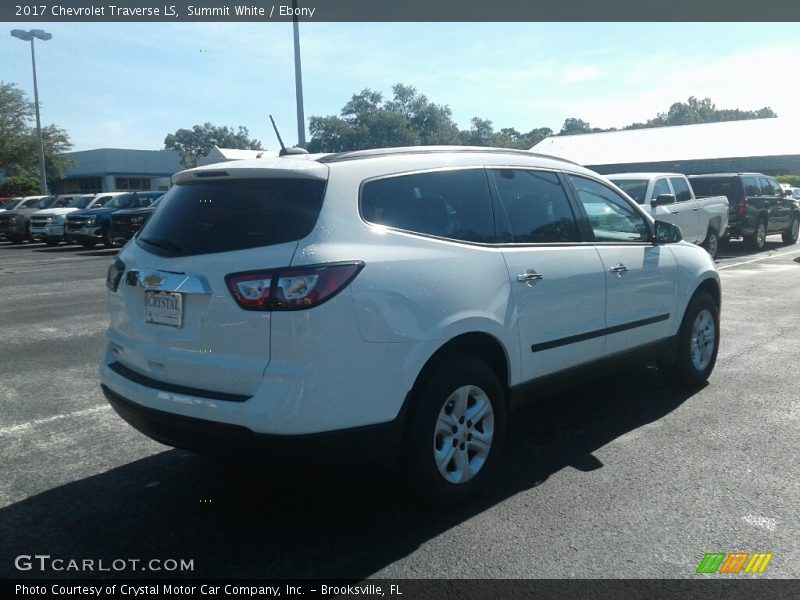 Summit White / Ebony 2017 Chevrolet Traverse LS