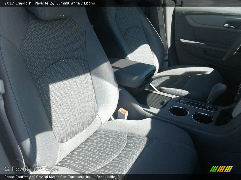 Summit White / Ebony 2017 Chevrolet Traverse LS
