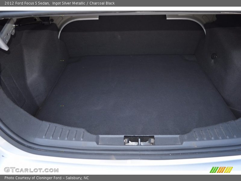 Ingot Silver Metallic / Charcoal Black 2012 Ford Focus S Sedan