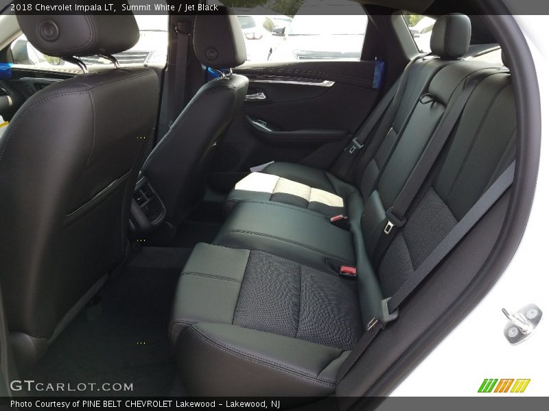 Summit White / Jet Black 2018 Chevrolet Impala LT
