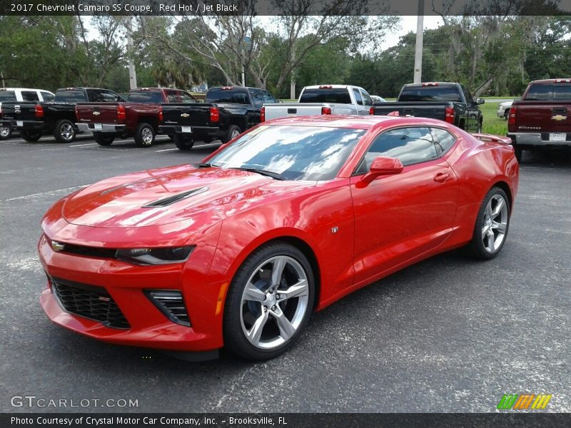 Front 3/4 View of 2017 Camaro SS Coupe
