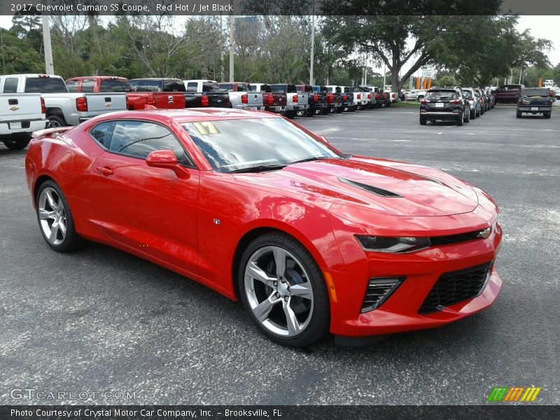 Front 3/4 View of 2017 Camaro SS Coupe