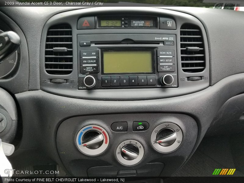 Charcoal Gray / Gray 2009 Hyundai Accent GS 3 Door