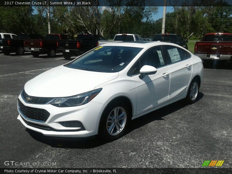 Summit White / Jet Black 2017 Chevrolet Cruze LT